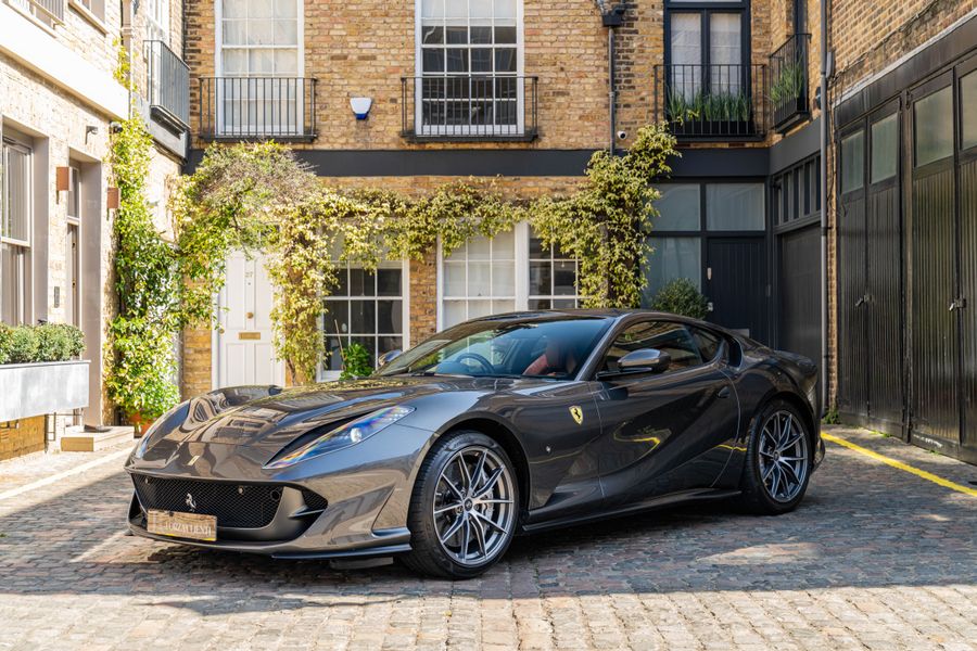 2019 Ferrari 812 Superfast