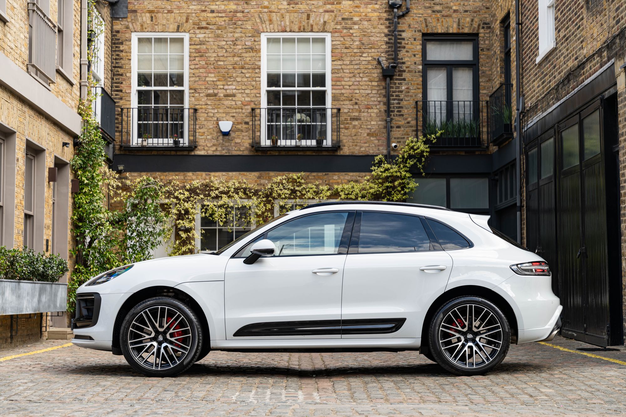 2023 Porsche Macan S for sale