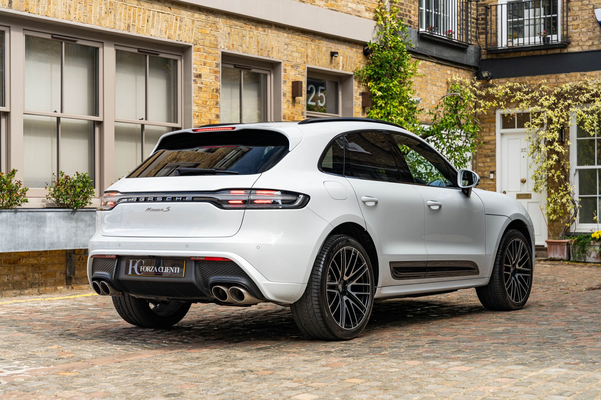 2023 Porsche Macan S for sale