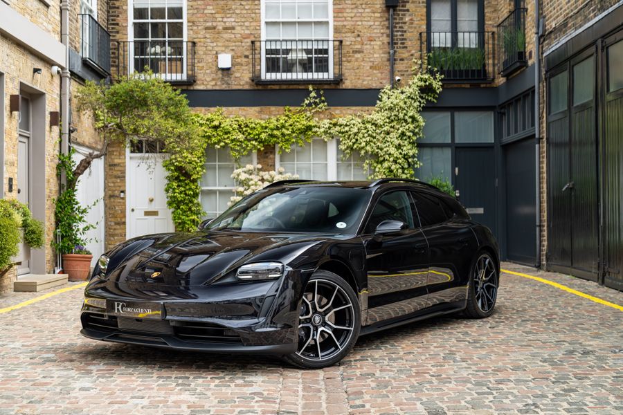 2022 Porsche Taycan Sport Turismo