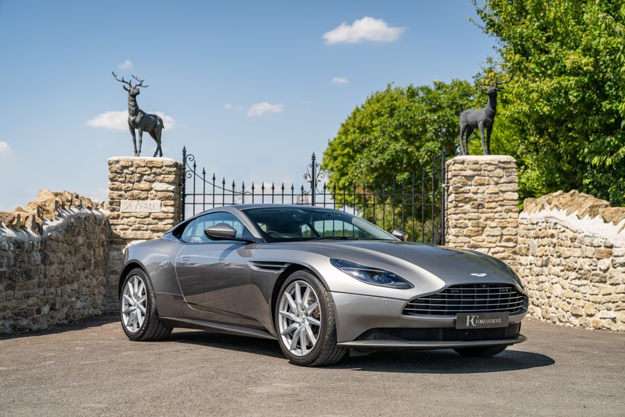 2018 Aston Martin DB11 V8