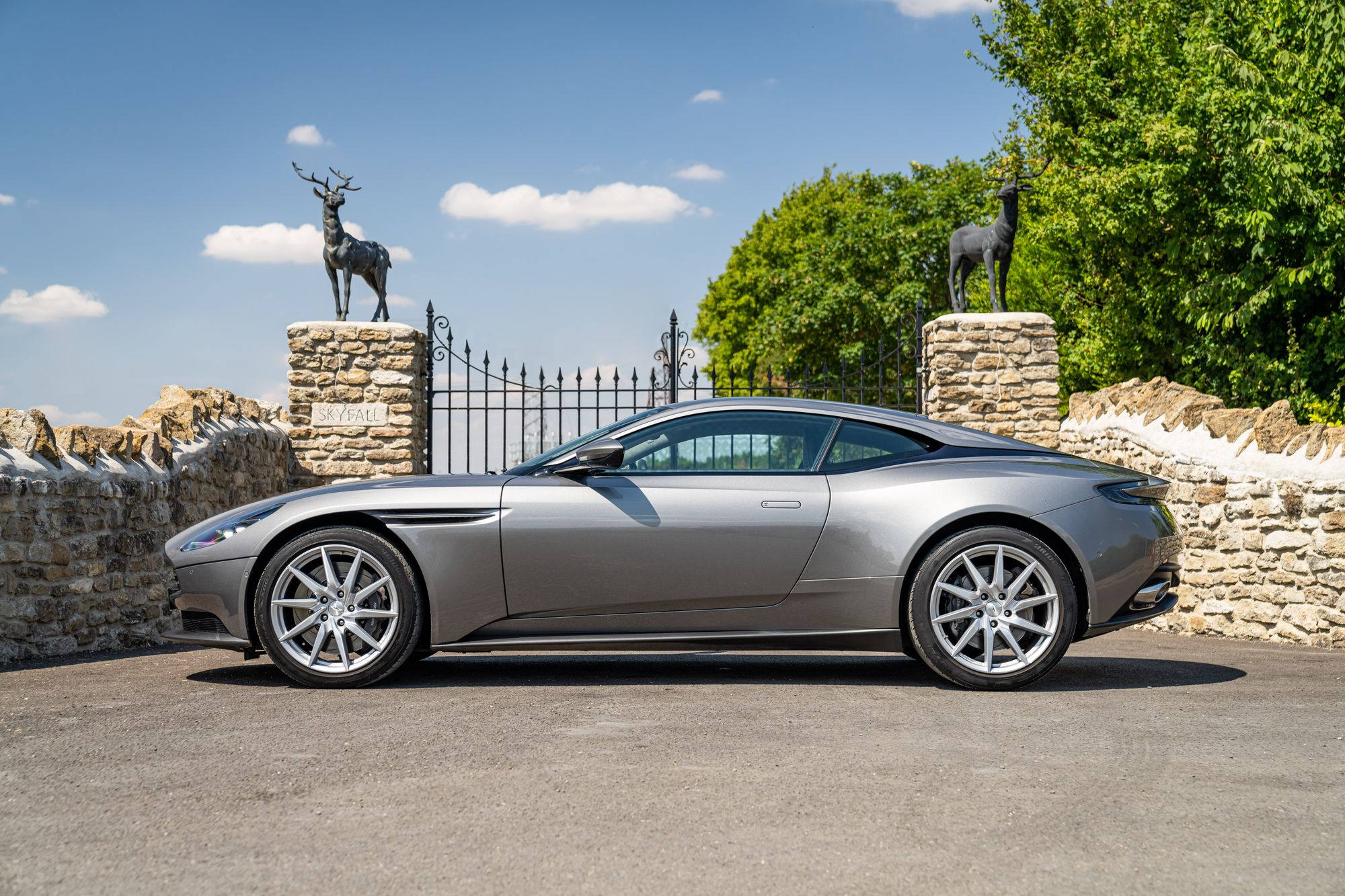 2018 Aston Martin DB11 V8 for sale