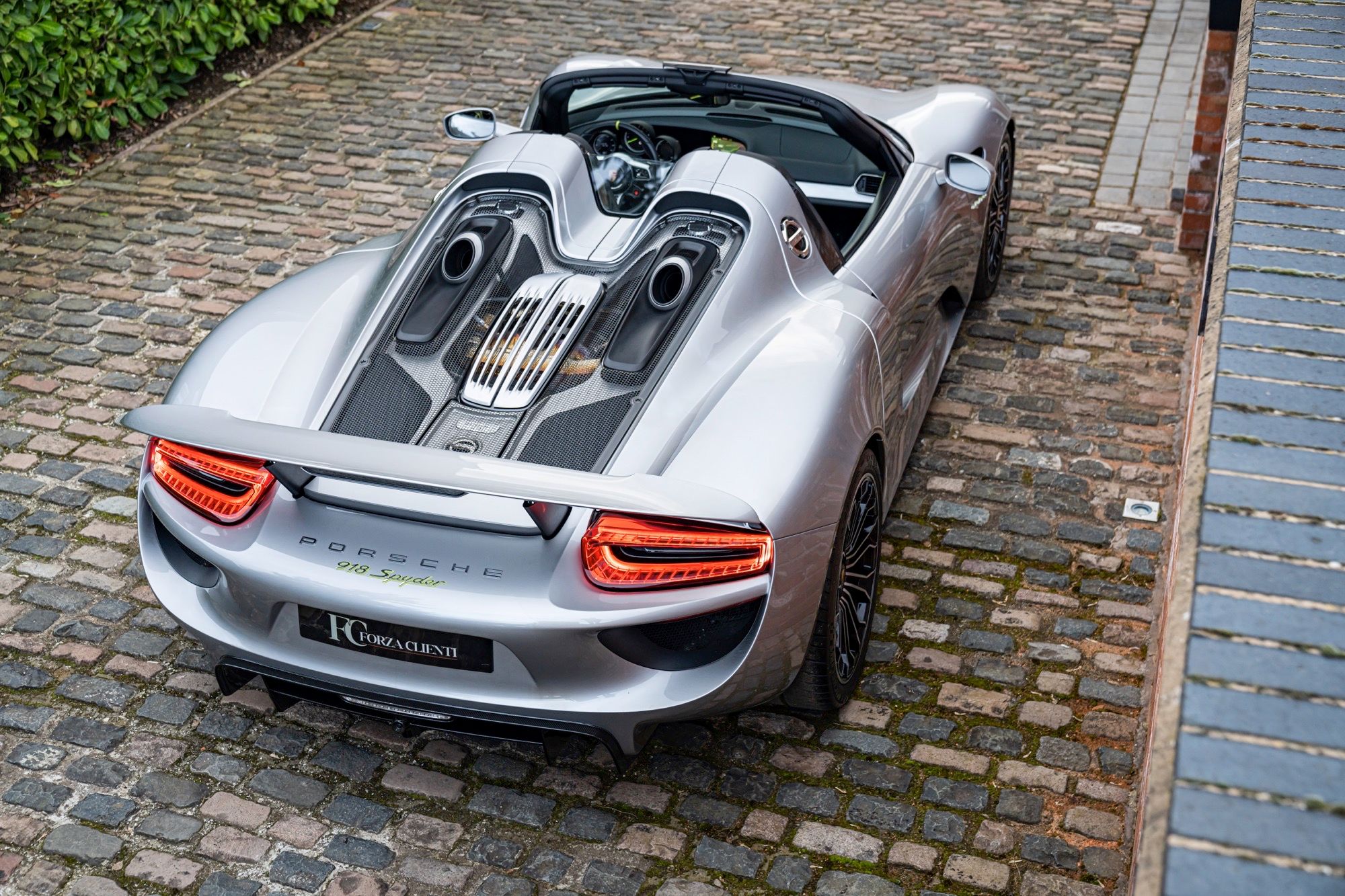 2015 Porsche 918 Spyder #736 for sale