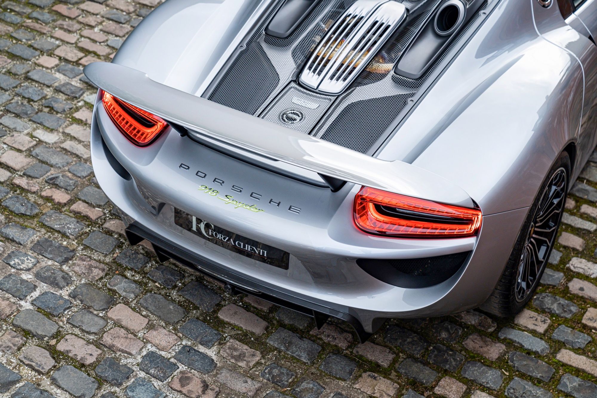 2015 Porsche 918 Spyder #736 for sale