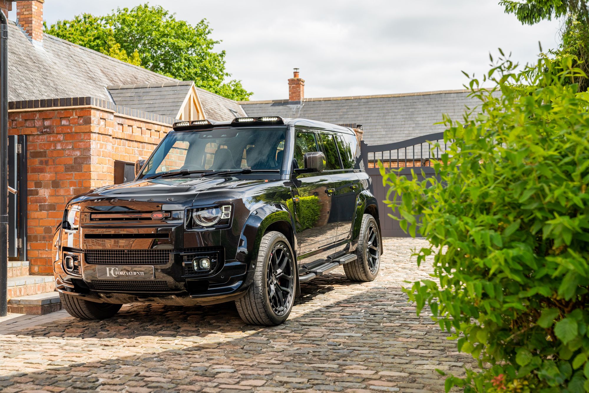 2022 Urban Defender 110 XRS V8 for sale