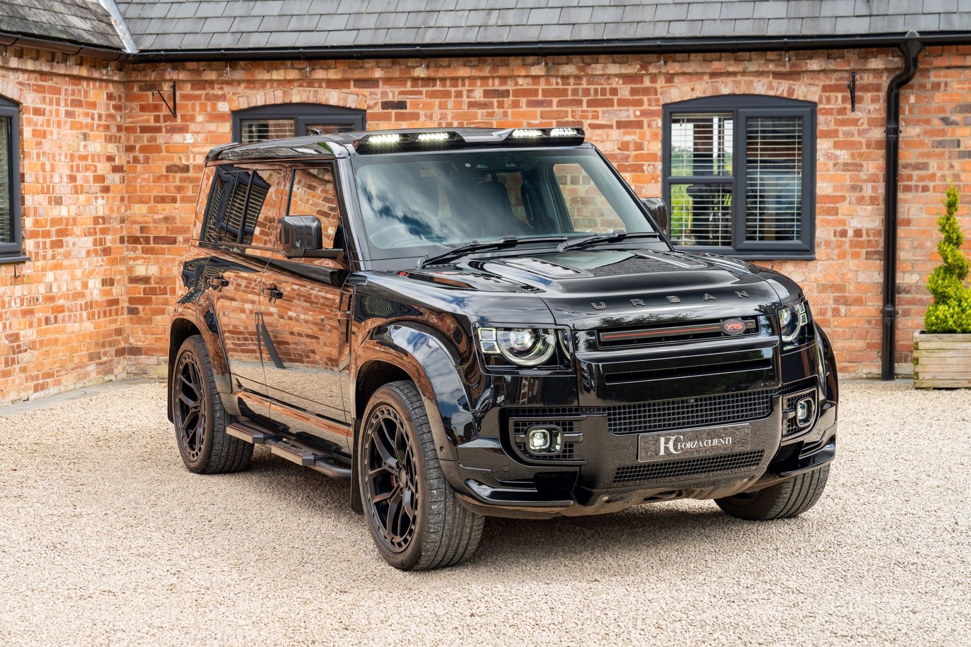 2022 Urban Defender 110 XRS V8 for sale