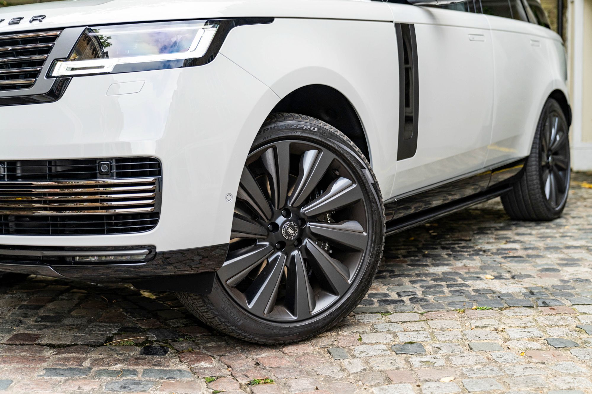 2023 Range Rover SV Lansdowne Edition for sale
