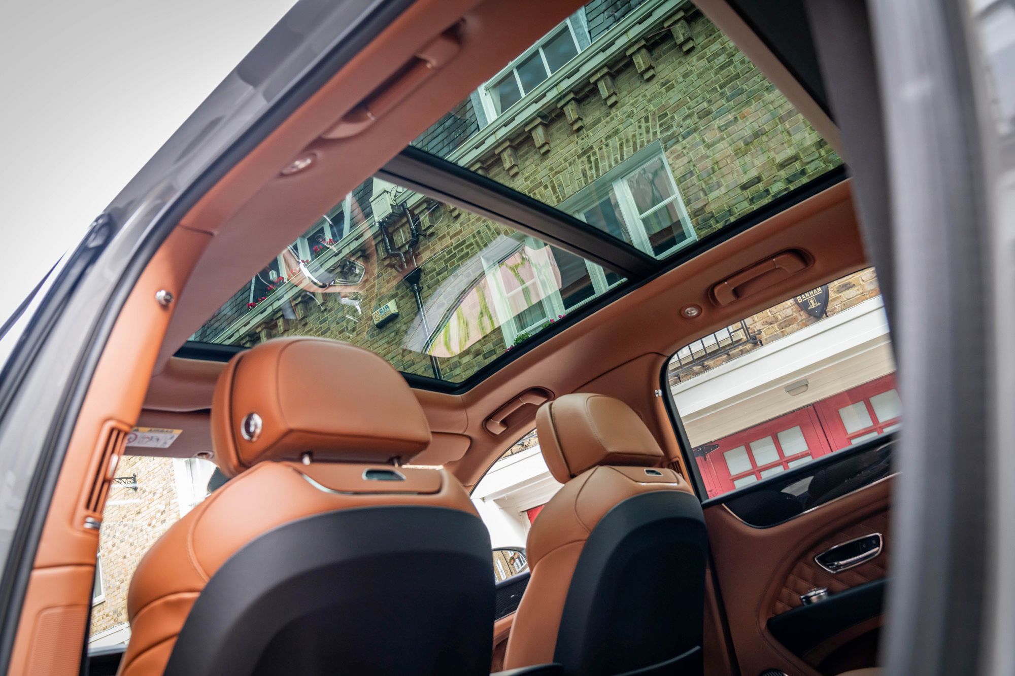 2023 Bentley Bentayga V8 Azure for sale