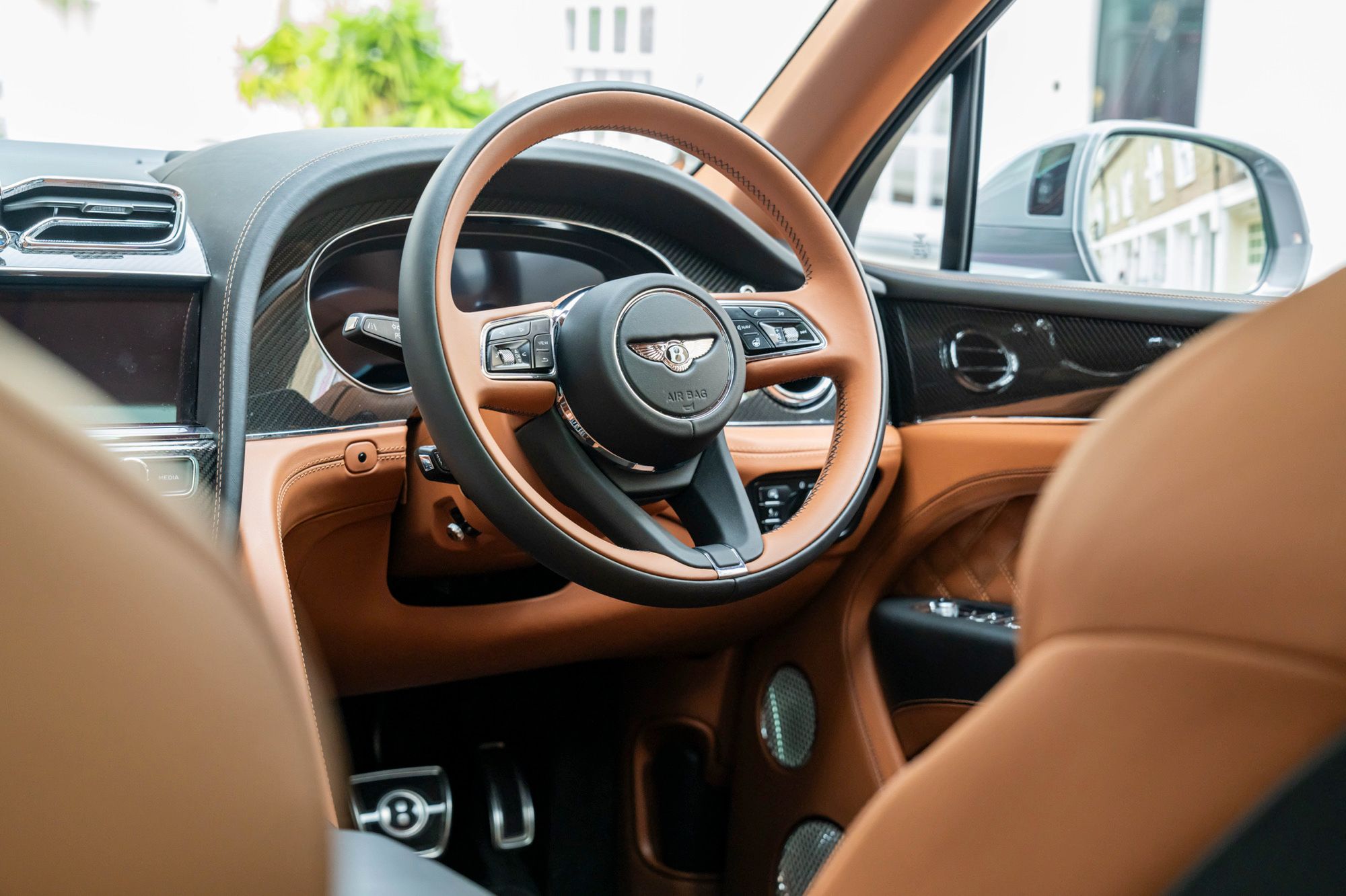 2023 Bentley Bentayga V8 Azure for sale