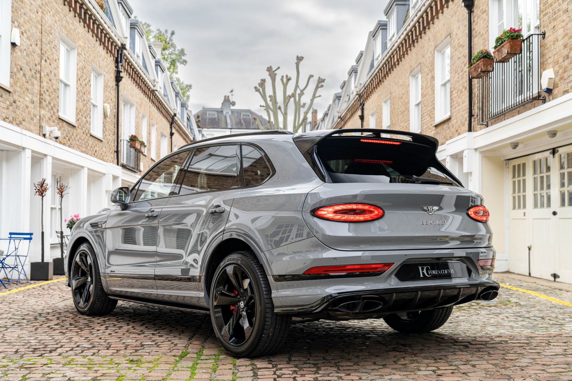 2023 Bentley Bentayga V8 Azure for sale