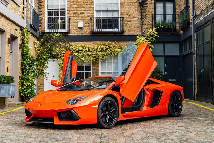 2013 Lamborghini Aventador LP700-4